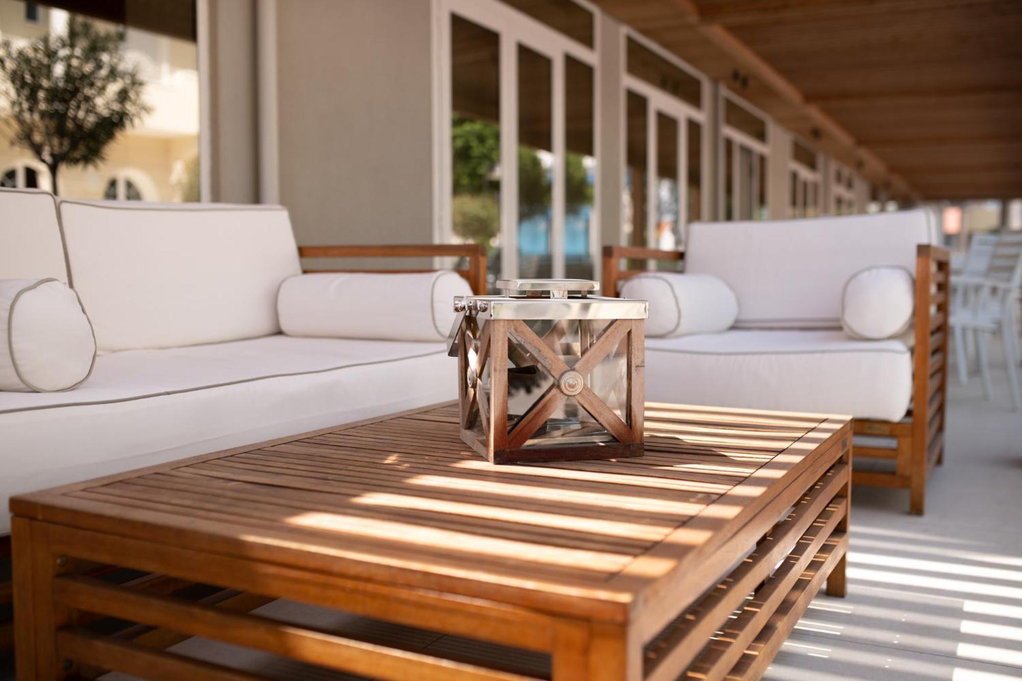 Hotel Capanni Μπελάρια-Ιτζέα Μαρίνα Εξωτερικό φωτογραφία