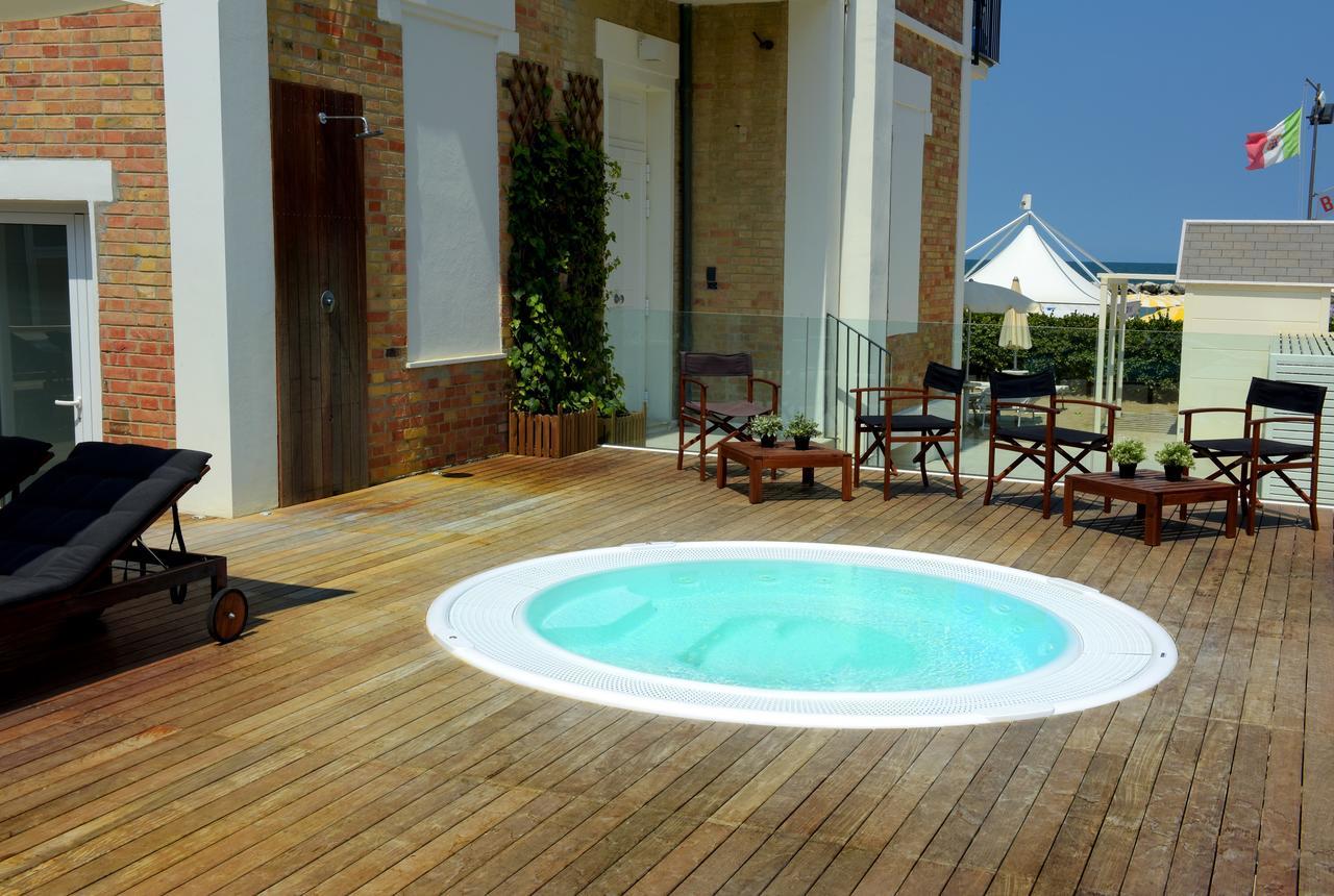 Hotel Capanni Μπελάρια-Ιτζέα Μαρίνα Εξωτερικό φωτογραφία